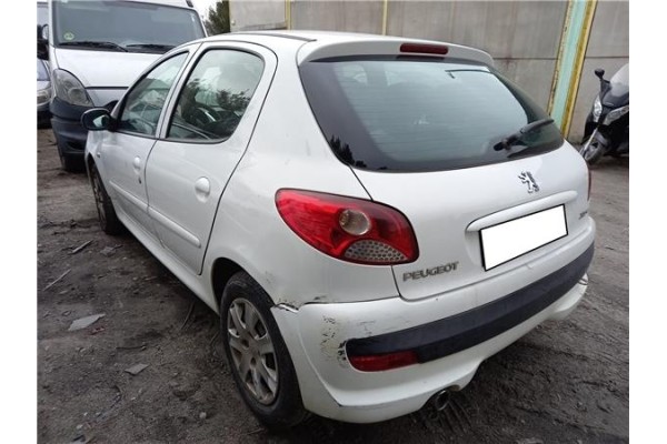 peugeot 206+ (2009) del año 