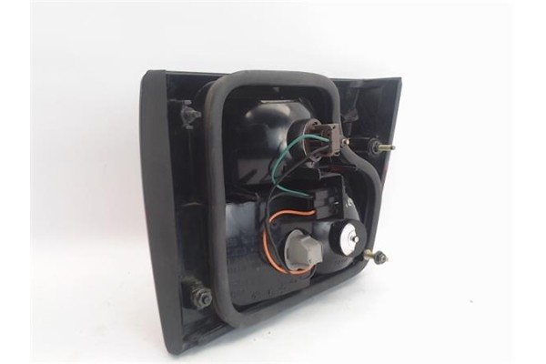 Recambio de piloto porton trasero derecho para saab 9-5 berlina referencia OEM IAM 5149836  