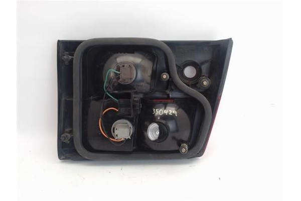 Recambio de piloto porton trasero derecho para saab 9-5 berlina referencia OEM IAM 5149836  