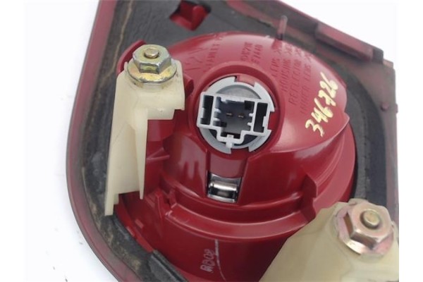 Recambio de piloto porton trasero izquierdo para mazda 3 berlina (bk) 1.6 cd active+ xcite referencia OEM IAM BP4K513F0C BP4L513