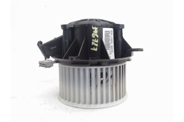 Recambio de motor calefaccion para opel astra j berlina 5p 1.6 excellence referencia OEM IAM u7253002  
