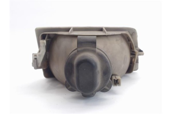 Recambio de faro delantero izquierdo para peugeot 205 berlina referencia OEM IAM 084388  
