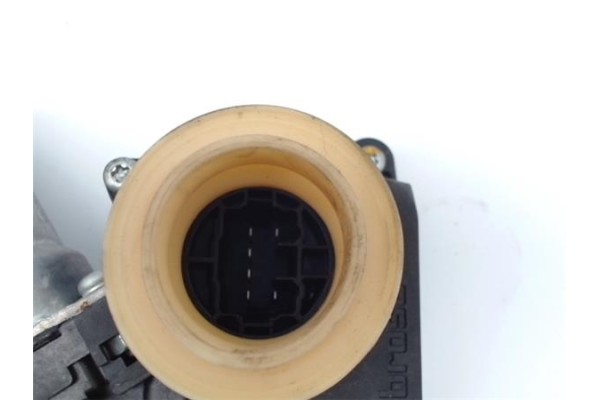 Recambio de mecanismo elevalunas delantero izquierdo para toyota corolla verso (r1) 1.8 sol referencia OEM IAM 698200F010  
