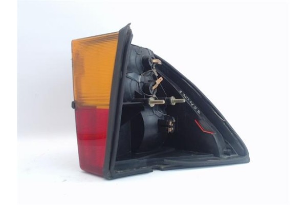 Recambio de piloto trasero izquierdo para saab 900 referencia OEM IAM 9122839  