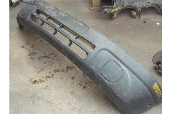 Recambio de paragolpes delantero para nissan interstar (x70) 2.2 caja cerrada, l 1h2, batalla corta 3,3t referencia OEM IAM   