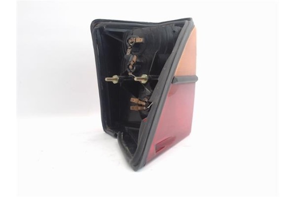 Recambio de piloto trasero izquierdo para saab 900 referencia OEM IAM 9122839  