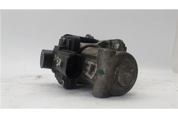 Recambio de egr para volkswagen caddy (2k) 1.9 kombi referencia OEM IAM 70067801  