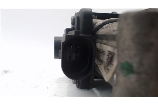 Recambio de egr para volkswagen caddy (2k) 1.9 kombi referencia OEM IAM 70067801  