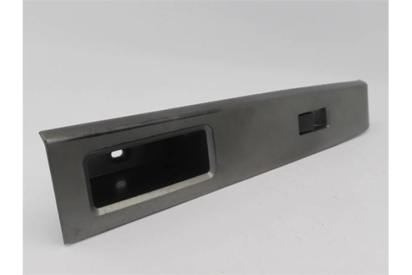 Recambio de mando elevalunas delantero derecho para mazda 5 2.0 referencia OEM IAM CD8566370  