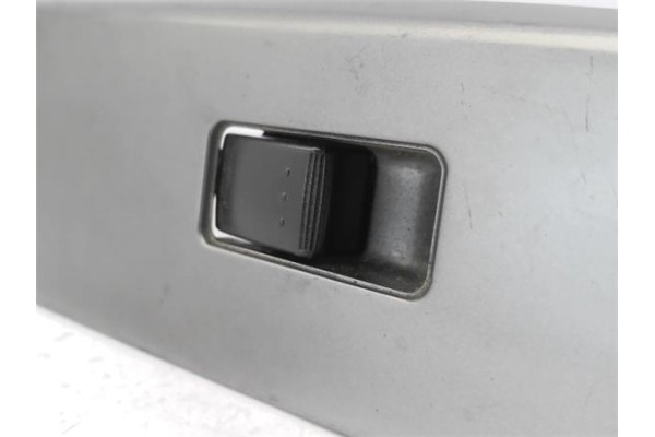 Recambio de mando elevalunas delantero derecho para mazda 5 2.0 referencia OEM IAM CD8566370  