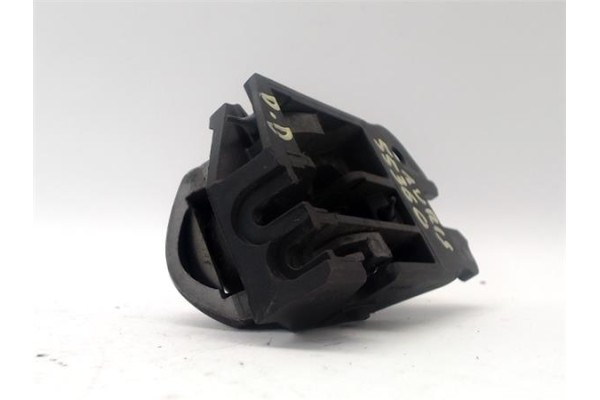 Recambio de manilla int. puerta delantero derecha para toyota auris (e15) 2.0 d-4d referencia OEM IAM 6920512220B4  