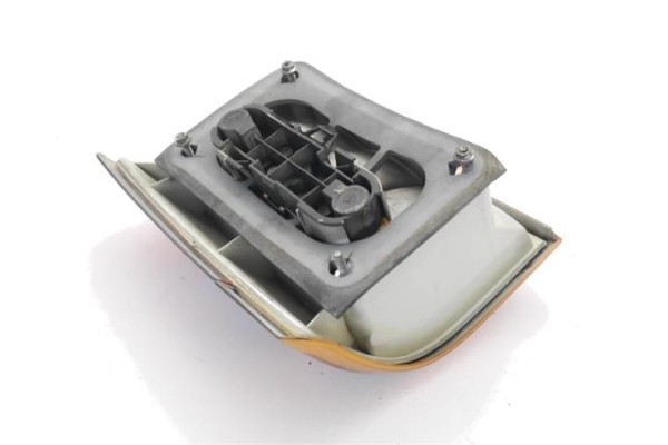 Recambio de piloto trasero izquierdo para land rover range rover (lp) 4.6 vogue (160kw) referencia OEM IAM STC8842  