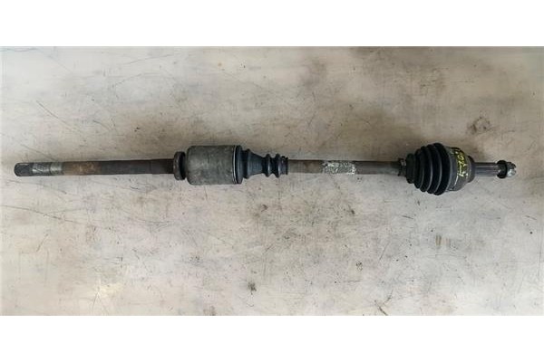 Recambio de palier delantero derecho para renault trafic ii combi 1.9 29 combi6 acristalado parcial referencia OEM IAM   