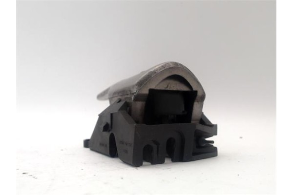 Recambio de manilla int. puerta delantero derecha para toyota auris (e15) 2.0 d-4d referencia OEM IAM 6920512220B4  