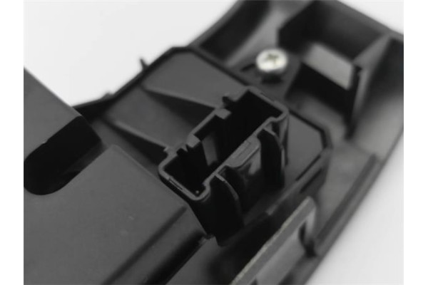 Recambio de mando elevalunas delantero izquierdo para mazda 5 2.0 referencia OEM IAM CC2966350A  