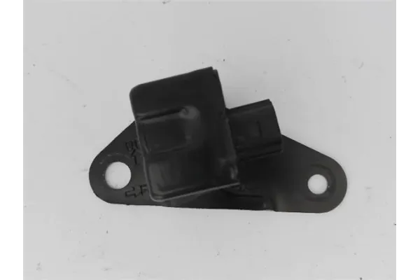 Recambio de sensor airbag lateral delantero izquierdo para toyota yaris (ncp1/nlp1/scp1) 1.4 d-4d referencia OEM IAM 8983552010 