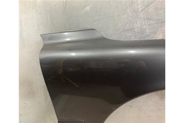 Recambio de aleta delantero derecha para volvo s60 berlina 2.4 d5 referencia OEM IAM 30796493  9187959 , VOLVO