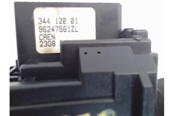 Recambio de mando limpiaparabrisas para citroen xsara berlina 1.9 td referencia OEM IAM 96247561ZL  6239H5 , CITROËN
