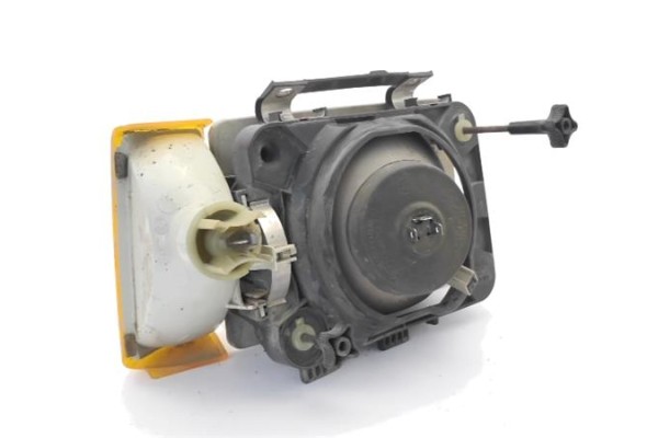 Recambio de faro delantero izquierdo para opel corsa a 1.3 gl referencia OEM IAM 90398230  