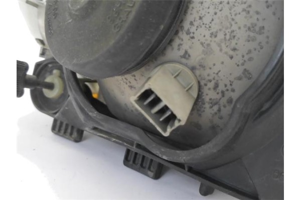 Recambio de faro delantero izquierdo para opel corsa a 1.3 gl referencia OEM IAM 90398230  