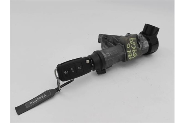 Recambio de clausor para volkswagen polo v (6r1) 1.4 advance referencia OEM IAM 5K0837202Q 6R0905851B Recambio de clausor para volkswagen polo v (6r1) 1.4 advance referencia OEM IAM 5K0837202Q 6R0905851B