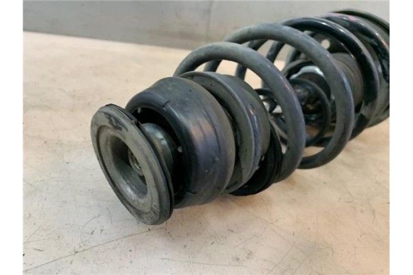 Recambio de amortiguador delantero derecho para volkswagen golf iv berlina (1j1) 1.9 tdi referencia OEM IAM 1J0413031BH  