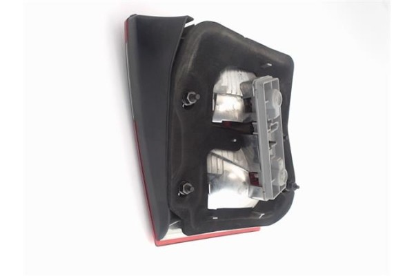 Recambio de piloto porton trasero derecho para saab 9-5 berlina referencia OEM IAM 5404652  