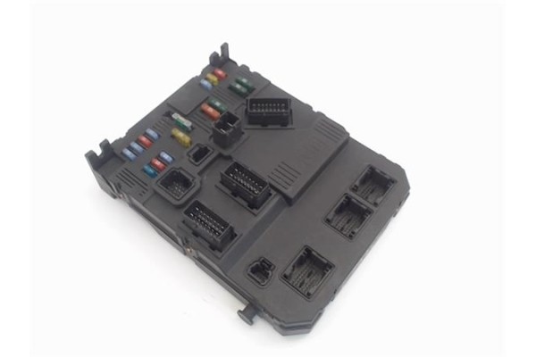 Recambio de centralita para citroen c2 1.4 referencia OEM IAM 9653667280  