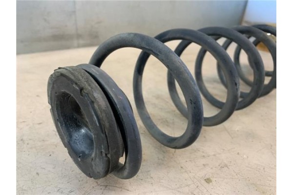 Recambio de muelle derecho suspension trasero para volkswagen golf iv berlina (1j1) 1.9 tdi referencia OEM IAM 1J0511115AK  