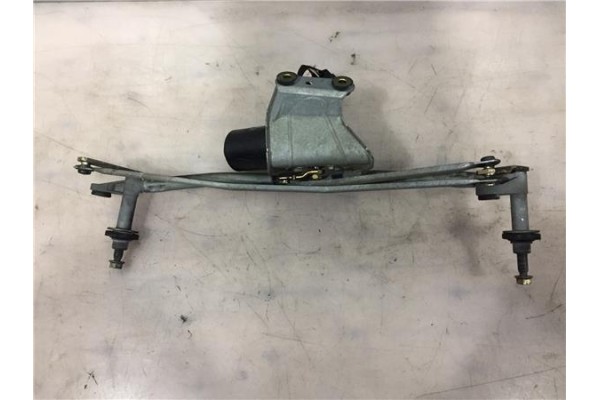 Recambio de motor limpiaparabrisas delantero para mercedes-benz vito furgón (638) 2.3 110 d  (638.074) referencia OEM IAM A00582