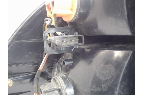 Recambio de piloto trasero derecho para saab 9-5 berlina referencia OEM IAM 4564464  