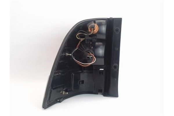 Recambio de piloto trasero derecho para saab 9-5 berlina referencia OEM IAM 4564464  