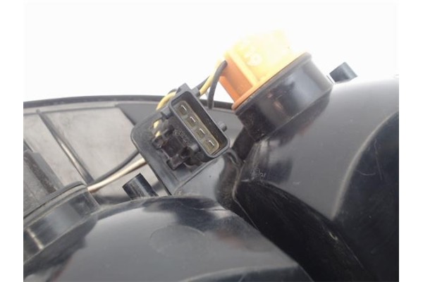 Recambio de piloto trasero derecho para saab 9-5 berlina referencia OEM IAM 4564464  