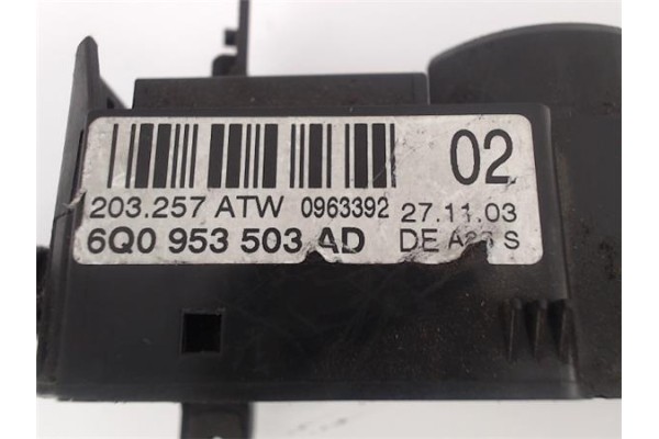 Recambio de mando intermitencia para seat ibiza (6l1) referencia OEM IAM (6Q0953503AD) 0963392 