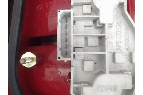 Recambio de piloto trasero izquierdo para skoda fabia combi (6y5) referencia OEM IAM 6Y6945111B 6Y6945111 