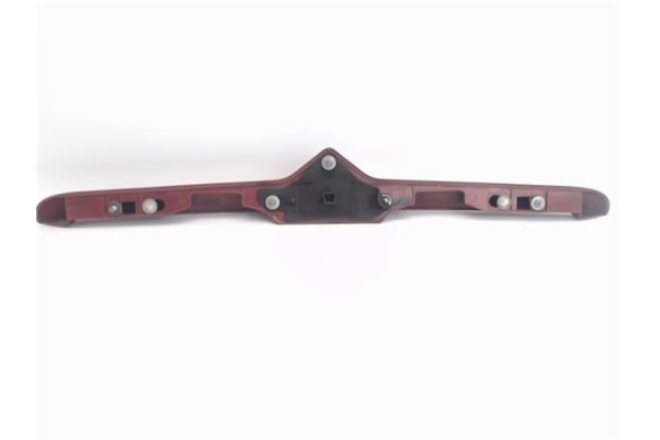 Recambio de moldura porton trasero para citroen xsara berlina 2.0 hdi 90 referencia OEM IAM 9636077077  