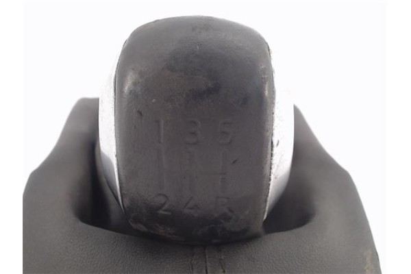 Recambio de pomo palanca cambio para peugeot 208 referencia OEM IAM   