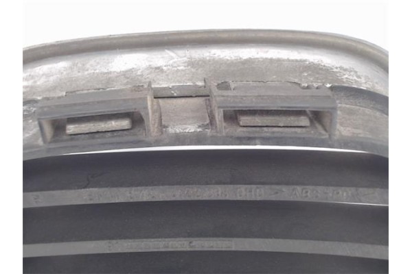 Recambio de rejilla capo para bmw serie 3 coupe (e36) referencia OEM IAM 51138122238  51138195152 , BMW