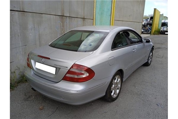 mercedes-benz clk (bm 209) coupe del año 2003