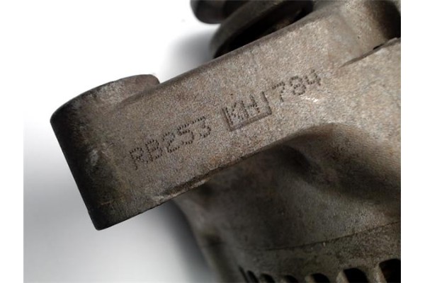 Recambio de alternador para piaggio porter furgón 1.0 referencia OEM IAM RB253KH784  