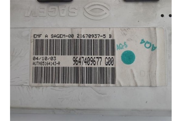 Recambio de reloj horario para citroen xsara berlina 2.0 hdi 90 referencia OEM IAM 964709677  