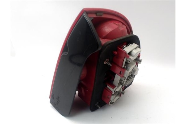 Recambio de piloto trasero izquierdo para volkswagen passat berlina (3b3) 1.9 tdi referencia OEM IAM 3B5945095AE 3B5827025AK 
