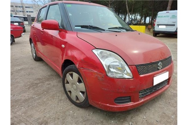 suzuki swift iii (sg) del año 