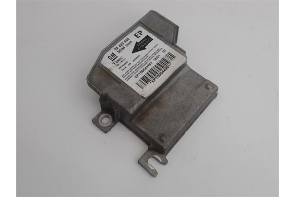 Recambio de centralita airbag para opel corsa c 1.7 club referencia OEM IAM 327963935  
