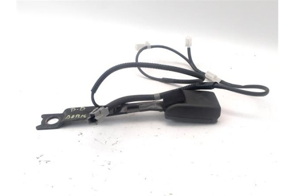 Recambio de anclaje cinturon delantero derecho para toyota auris (e15) 2.0 d-4d referencia OEM IAM 7323012 1ADFTV 