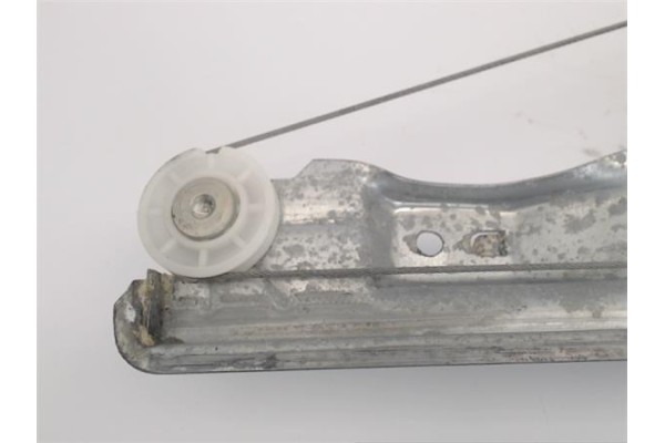 Recambio de mecanismo elevalunas trasero izquierdo para citroen c4 grand picasso 2.0 hdi referencia OEM IAM 9223C1  