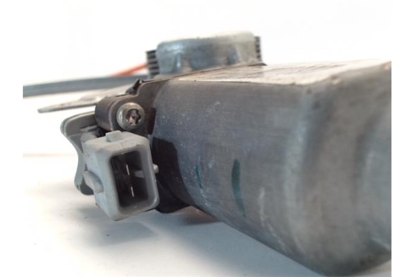Recambio de mecanismo elevalunas delantero izquierdo para citroen saxo 1.4 vts referencia OEM IAM 400672  