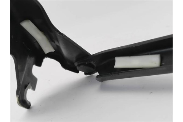 Recambio de bisagra capo derecha para volkswagen polo v (6r1) 1.4 advance referencia OEM IAM 6R0823302B  