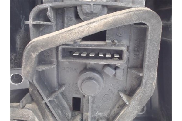 Recambio de piloto trasero derecho para peugeot partner combispace (5f) 2.0 hdi referencia OEM IAM 9657976980 9657976780 