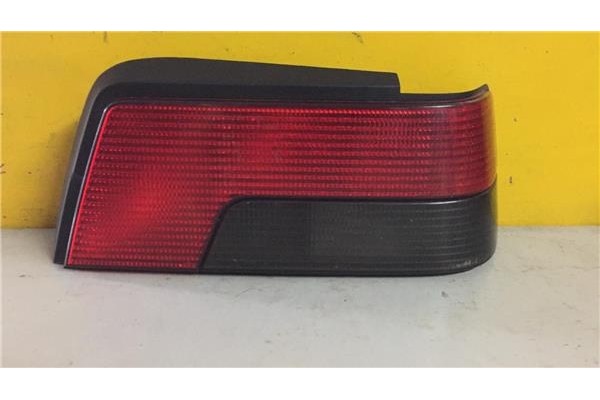 Recambio de piloto trasero derecho para peugeot 405 ii (4b) 1.8 referencia OEM IAM E95022  